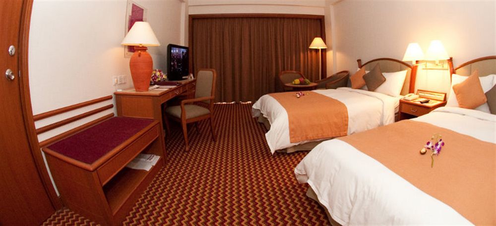 Parkcity Everly Hotel Miri Exterior photo